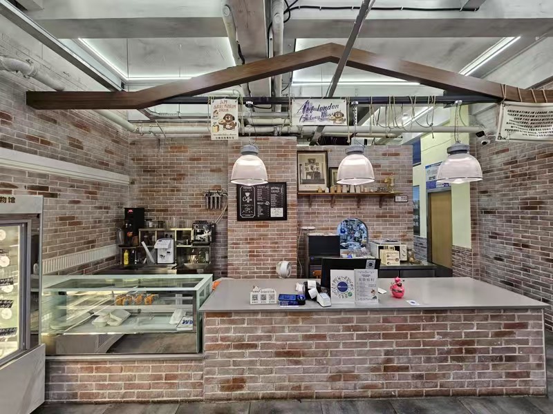 好运转（AM伦敦烘焙店）镇中心十字路口旁、小学门口、蛋糕烘焙店转让