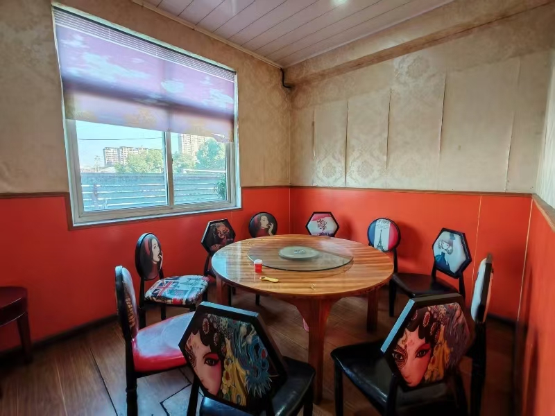 好运转（蜀得川菜）成熟小区、美食街、菜市场、14年餐饮店转让