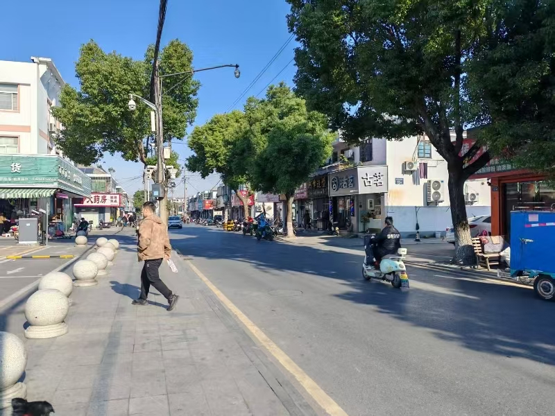 好运转（蜀得川菜）成熟小区、美食街、菜市场、14年餐饮店转让