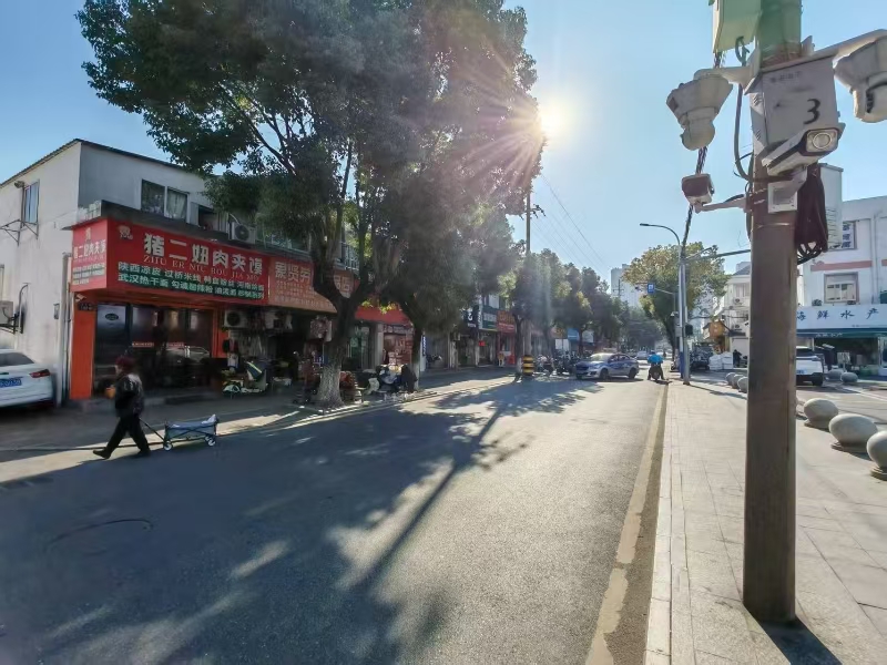 好运转（蜀得川菜）成熟小区、美食街、菜市场、14年餐饮店转让