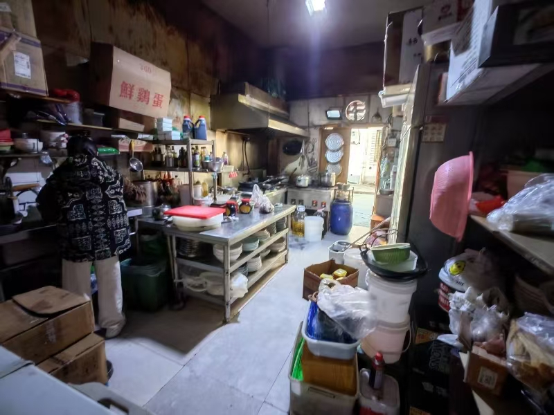 好运转（蜀得川菜）成熟小区、美食街、菜市场、14年餐饮店转让