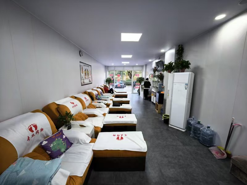 好运转（青年艺人专业修脚）秀洲区大型高层小区门口修脚店转让