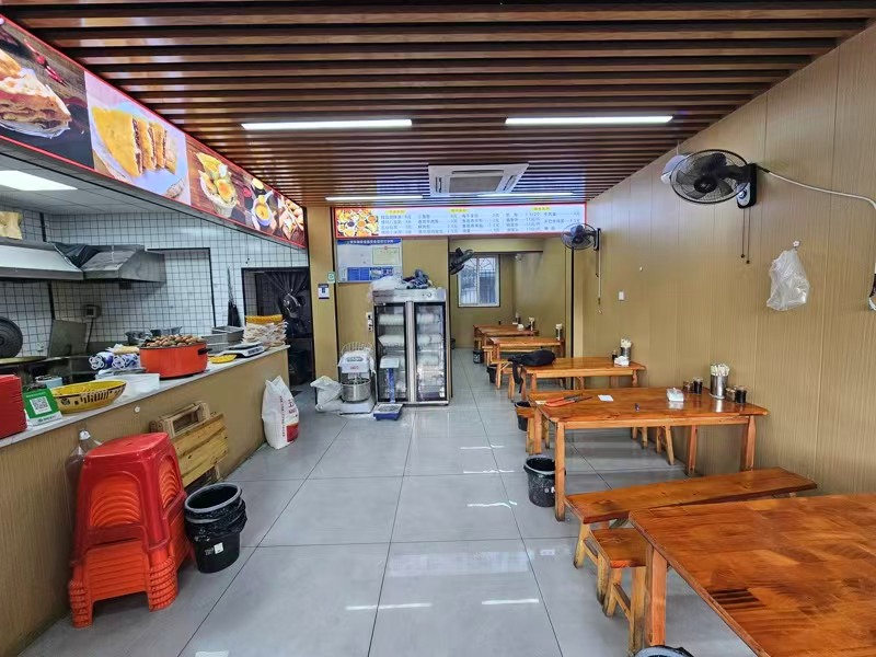 好运转(河南胡辣汤)秀中路农贸市场正对面、纯一层2间门面早餐店转让