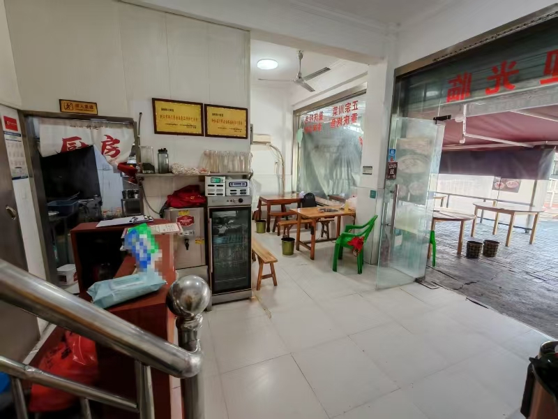 好运转(重庆特色鱼庄)工业园区、购物广场、夜市街小区门口餐饮店转让