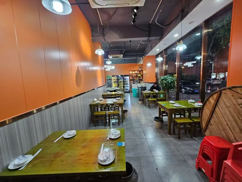 好运转（聚友大排档）嘉兴知名‘友谊街’纯一层160平.餐饮大排档转让 