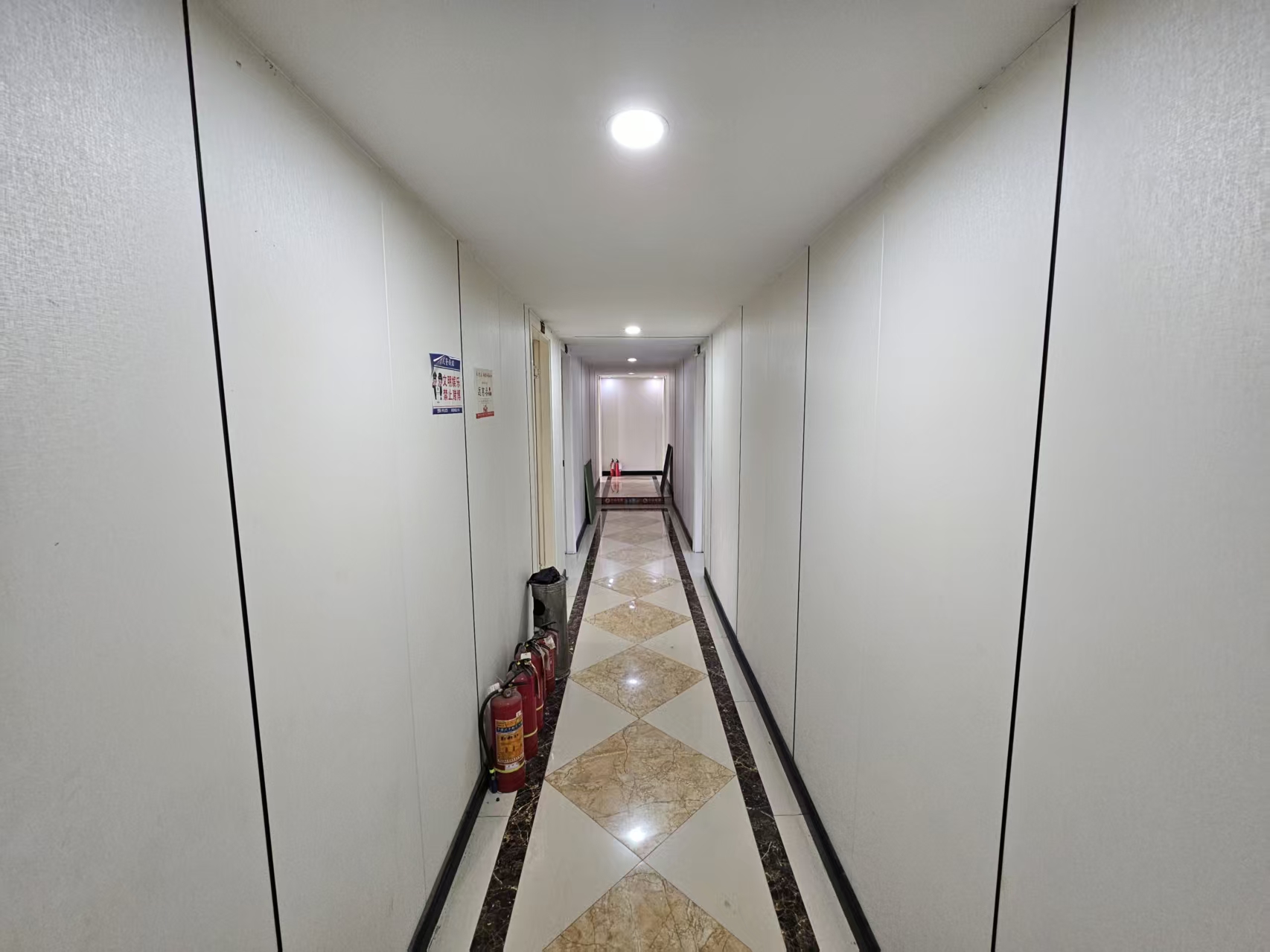 好运转（火凤凰棋牌会所）2017年营业至今550平棋牌室价低急转