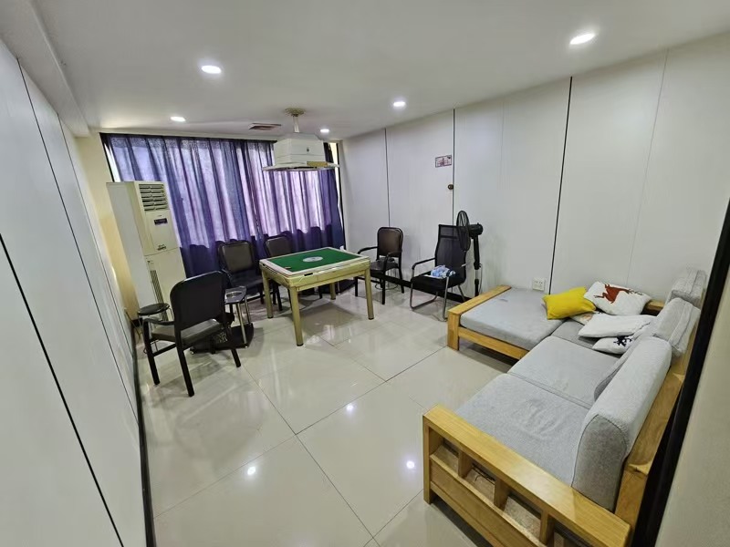 好运转（火凤凰棋牌会所）2017年营业至今550平棋牌室价低急转