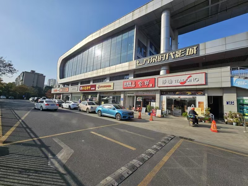 好运转(秀洲区湘菜馆转让)秀湖商圈上下两层400平湘菜馆转让