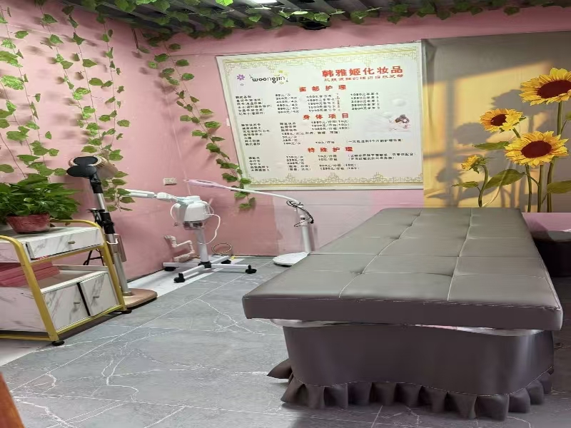 好运转(韩雅姬化妆品)平湖营业中化妆品店转让