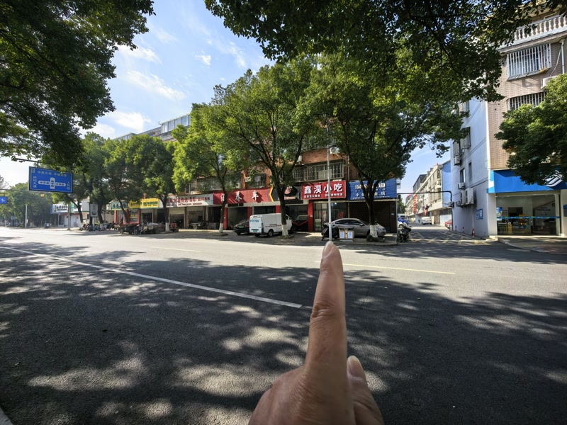 好运转(鑫淏小吃)桐乡市振华路双小区门口房租50一天小吃店转让