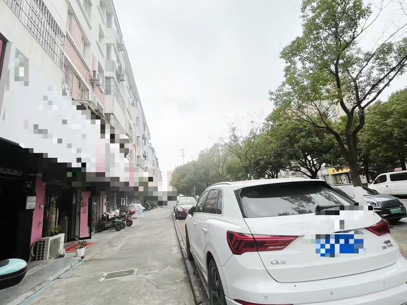 好运转(美容店)南湖区小区门口房租1666一月美容店转让