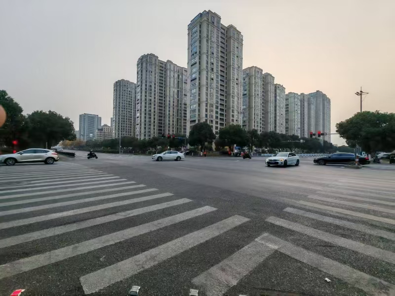 好运转(白白兔祛斑美白)南湖区万达广场、成熟小区、美食街、美容店转让