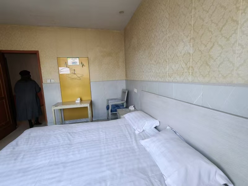 好运转(嘉兴龙昊宾馆)嘉兴拐角旁营业中宾馆店转让