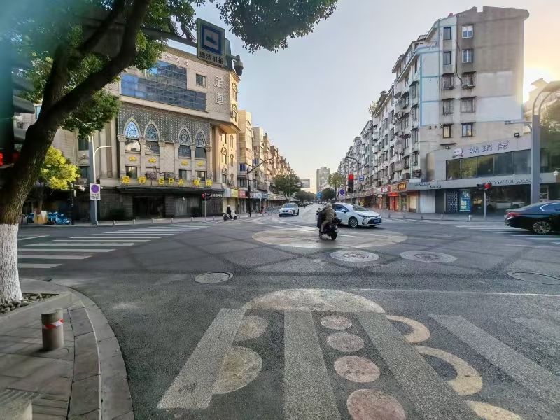 好运转(盱眙人盱眙虾)友谊街餐饮店转让