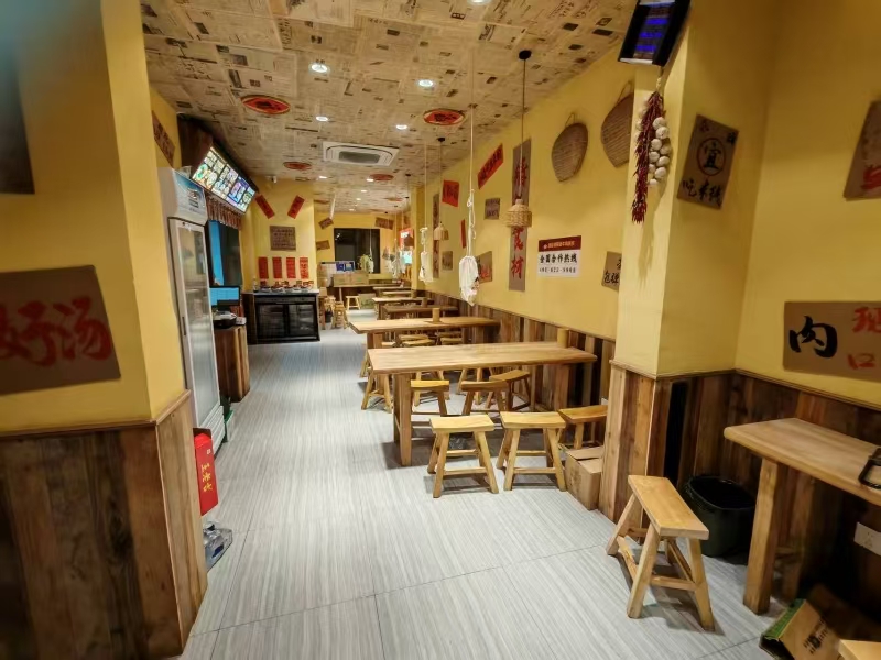 好运转(蠡婆婆鲜汤牛肉米线)成熟小区、美食街、小吃店转让