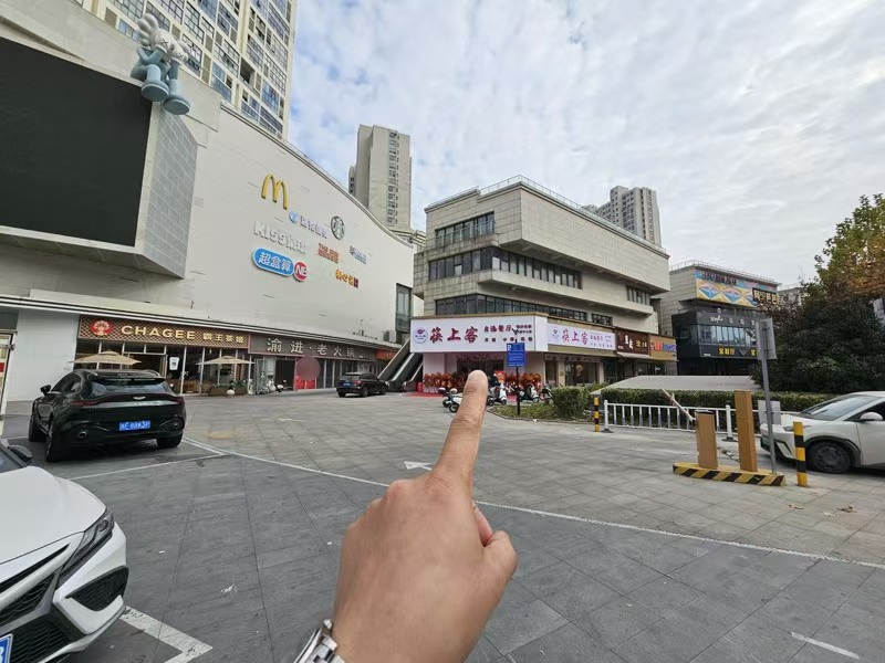 好运转(筷上客.现炒快餐)称重自选快餐店转让、营收可观、因合伙分歧