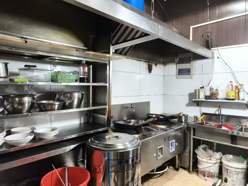 好运转(哪吒小吃)海宁多个厂区对面小吃店转让