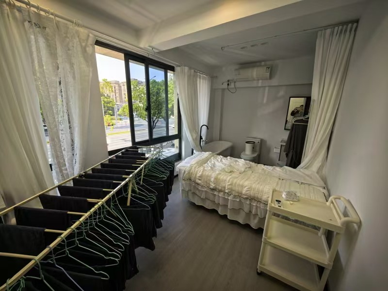 好运转(零创美容美发)南湖区云东路150平精装美容美发店转让