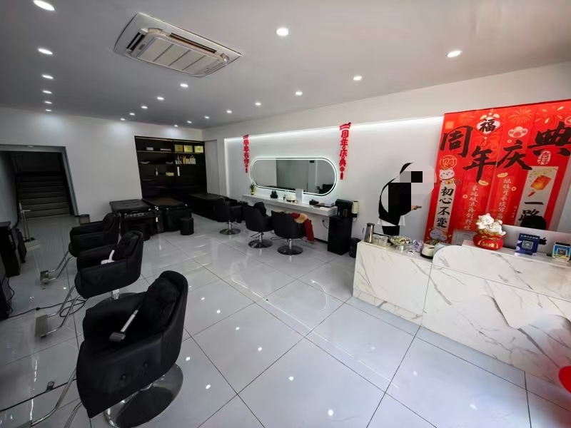 好运转(零创美容美发)南湖区云东路150平精装美容美发店转让