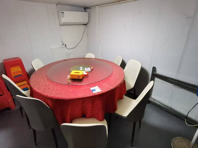 好运转(玲珑小馆)余新镇幸福路836号,幸福家园小区傍边厂区门口,100㎡小吃店转让