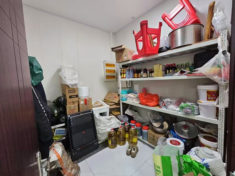 好运转(利华煲店)南湖区纯一层160平餐饮店、因扩大搬迁转让本店