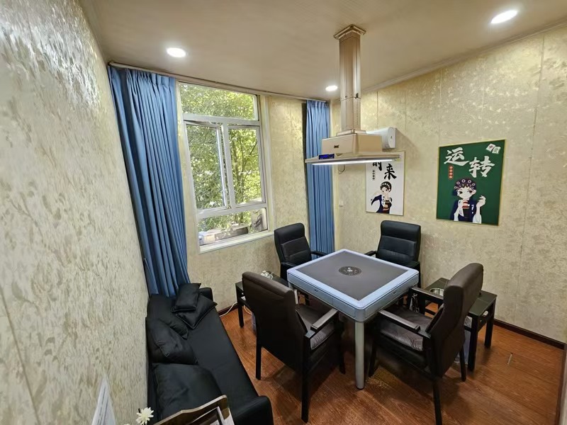 好运站（麻乐鸭自助棋牌）四周小区、写字楼、200平自助棋牌室转让