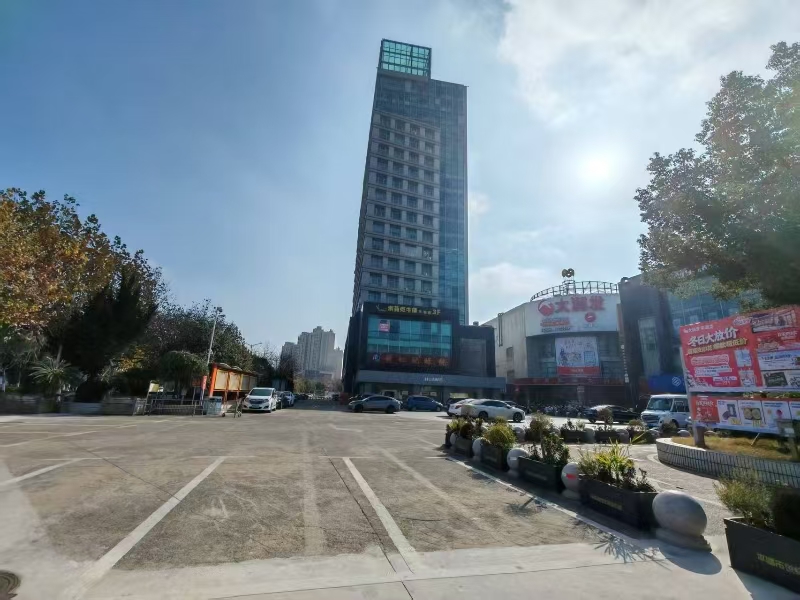 好运转(麻神理工棋牌)商业广场、大润发超市、娱乐场所、棋牌室转让