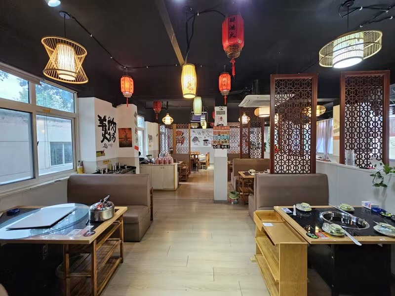 好运转（重庆老火锅烧烤城）忙时一天能做1万+ 的餐饮店转让