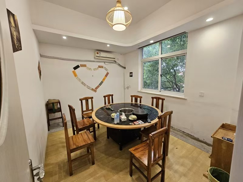 好运转（重庆老火锅烧烤城）忙时一天能做1万+ 的餐饮店转让