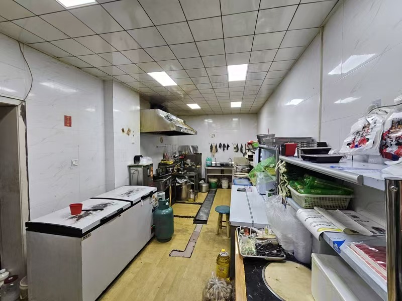 好运转（重庆老火锅烧烤城）忙时一天能做1万+ 的餐饮店转让