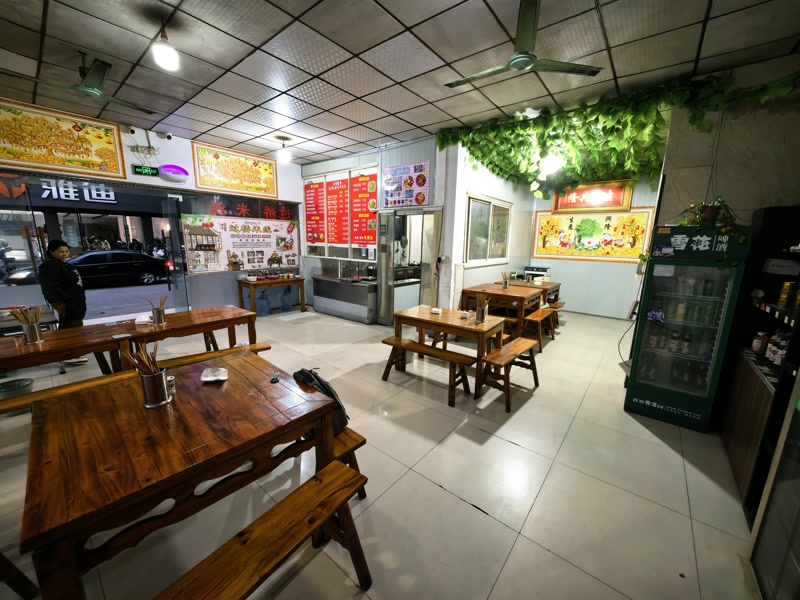 好运转（云南蒙自过桥米线）桐乡市崇福路口正拐角小吃店转让