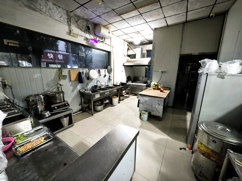 好运转（云南蒙自过桥米线）桐乡市崇福路口正拐角小吃店转让