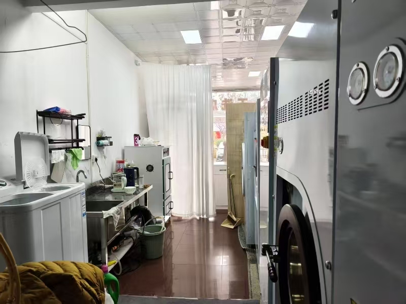 好运转（浣洁干洗店）平湖小区门口为唯独干洗店转让