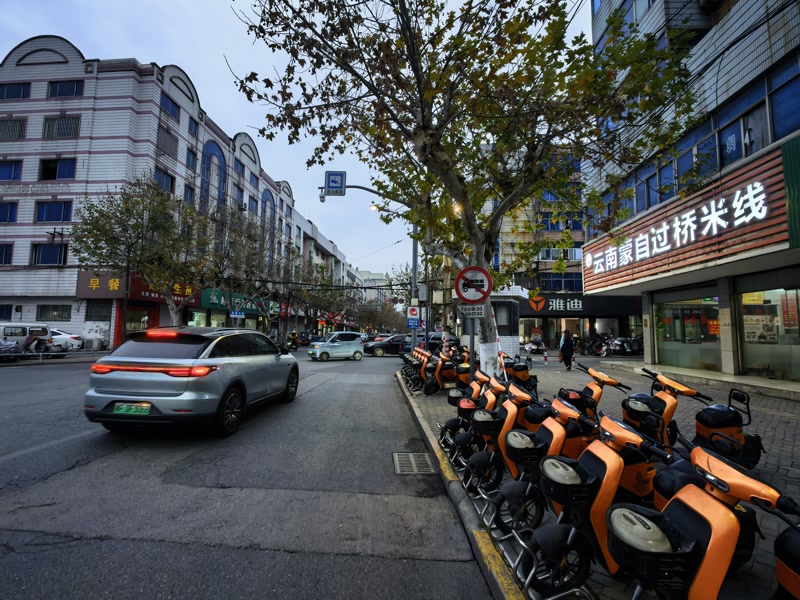 好运转（云南蒙自过桥米线）桐乡市崇福路口正拐角小吃店转让