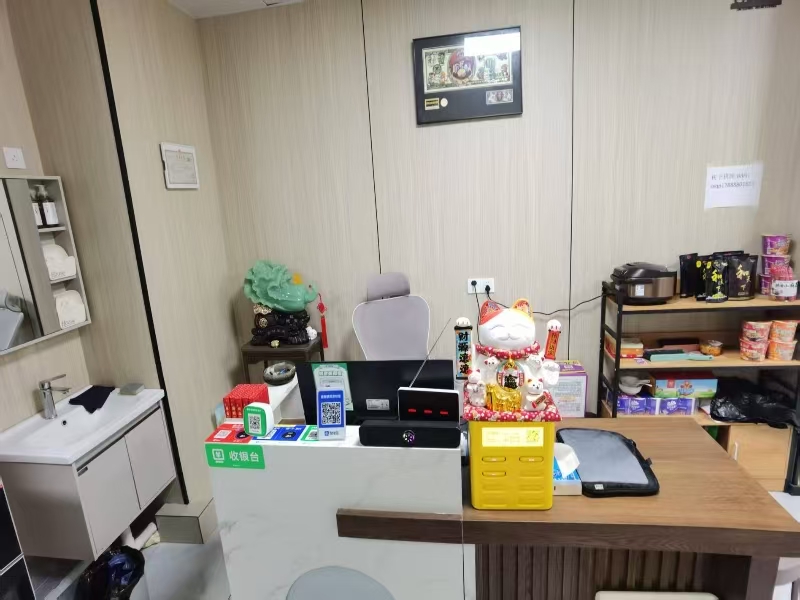 好运转（树下棋牌）嘉兴市秀洲区洪兴路1652号，185㎡棋牌室转让、