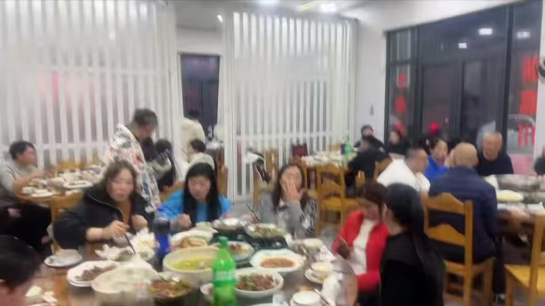 好运转（浙嘉川菜馆）这里外来居民占比75%、纯一层3间140平餐饮店转让