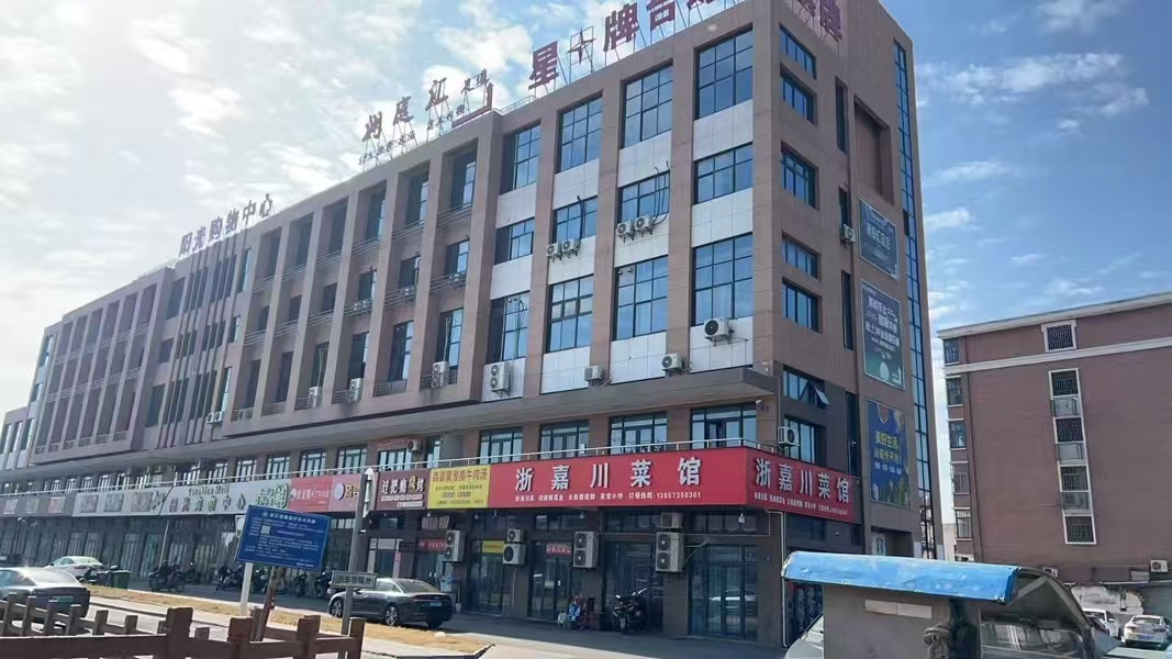 好运转（浙嘉川菜馆）这里外来居民占比75%、纯一层3间140平餐饮店转让