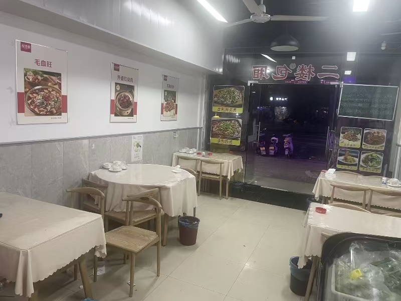 好运转（悦香来招牌鱼头）嘉兴两个小区中间饭店转让