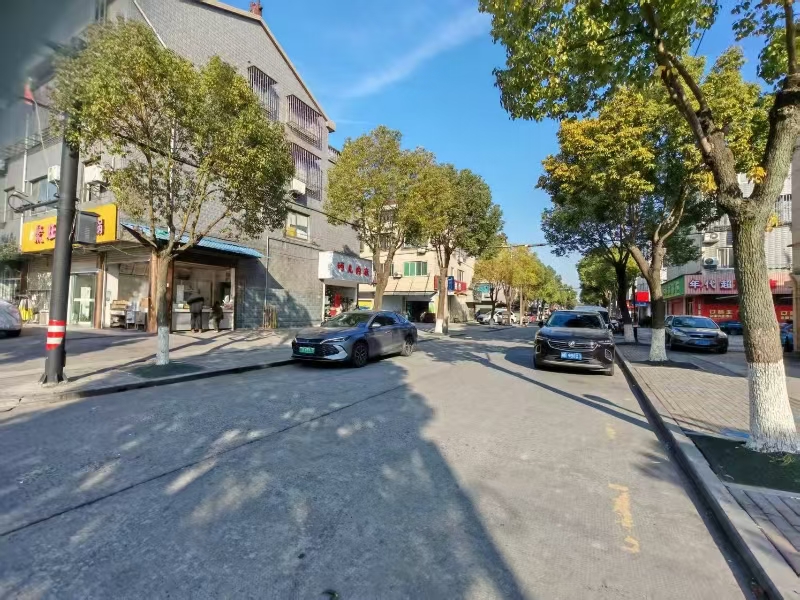 好运转（蝈蝈台球）成熟小区、工业园区、台球室转让