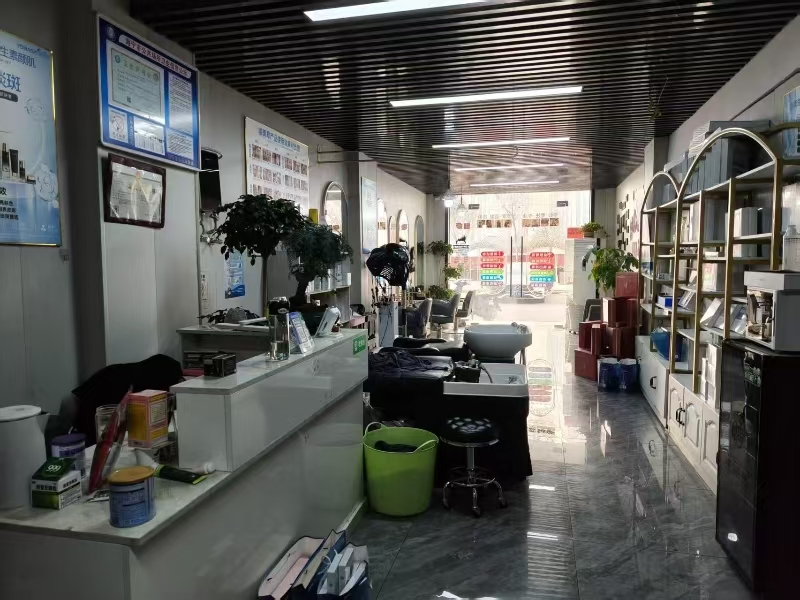 好运转（御美翠美容美发）海宁位置很好的小区空店转让