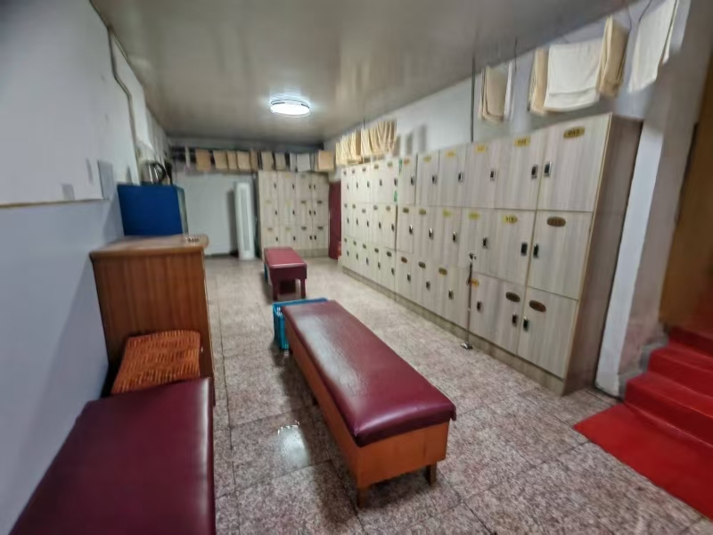 好运转(雨浪浴室)成熟小区、医院、学校十年老店浴室转让