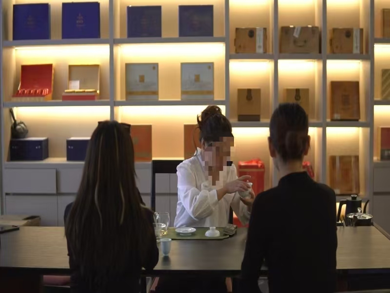 好运转（乾源商行）南湖区梅湾街西区9号楼103号，历史文化街区235㎡商行转让、