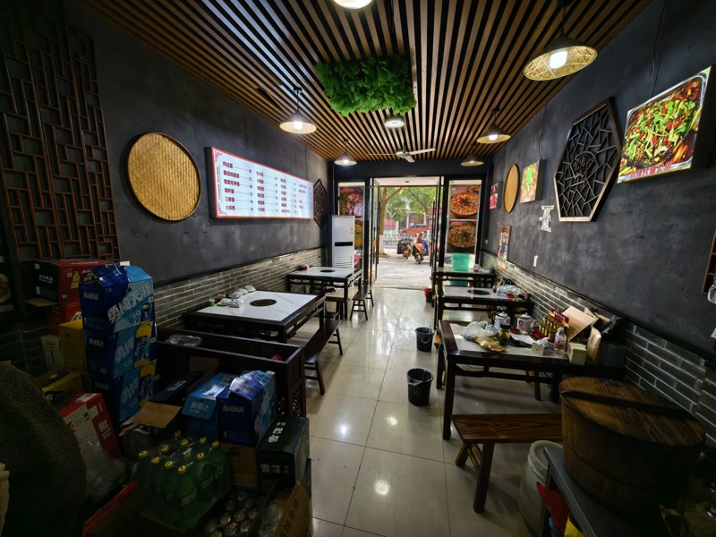 好运转（吴家酸菜鱼）南湖区双小区门口开了4年餐饮店转让