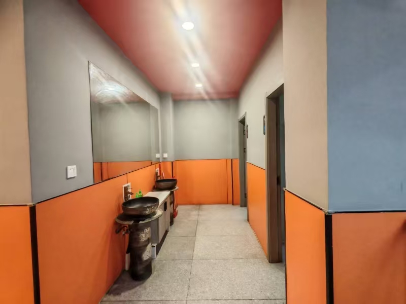 好运转（啊伟地锅鸡地锅鱼）餐饮专区、六年老店、上下两层220平&nbsp;