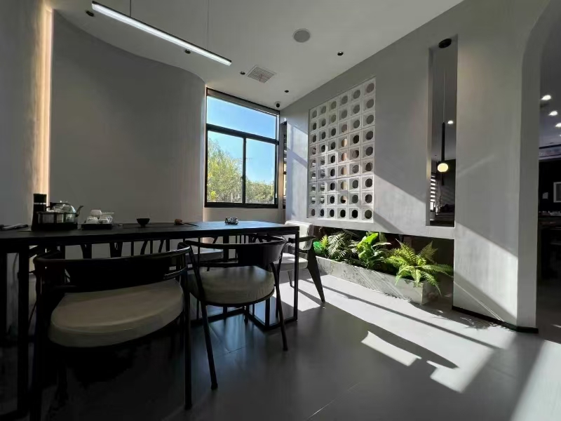 好运转（精装修办公室）海宁家居城旁办公室转让