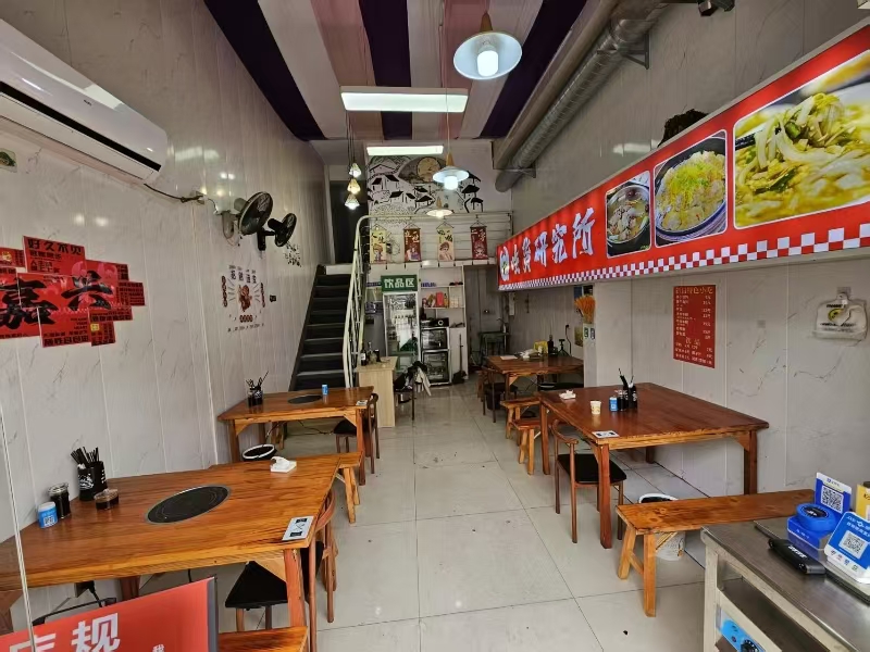 好运转（鸡到了小吃店）南湖区小区门口旁60㎡小吃店转让