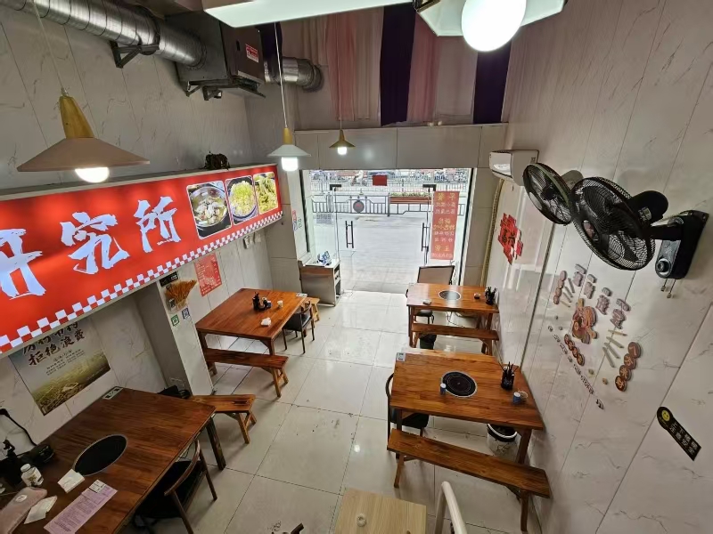 好运转（鸡到了小吃店）南湖区小区门口旁60㎡小吃店转让