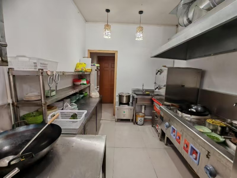 好运转（老百姓大锅菜）成熟小区，美食街餐饮店转让