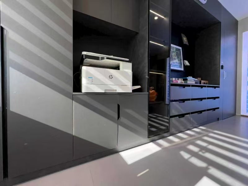 好运转（精装修办公室）海宁家居城旁办公室转让