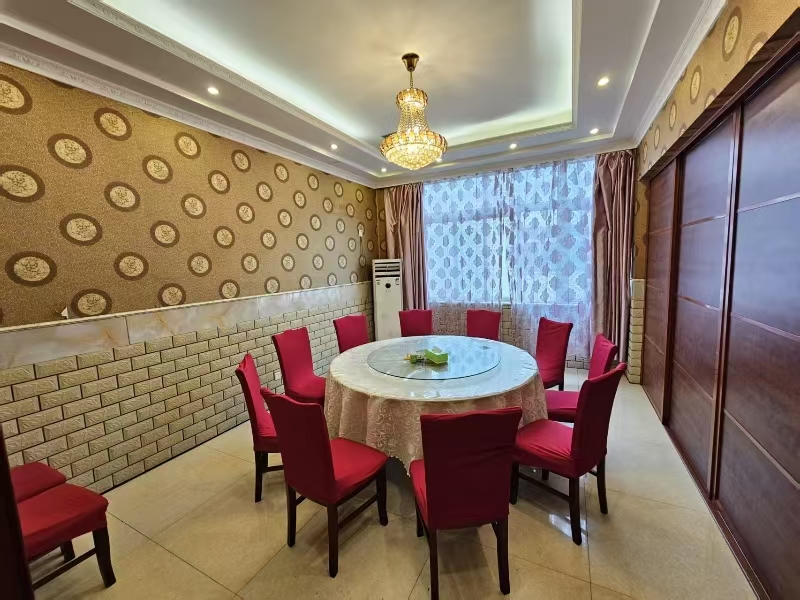 好运转（蜀香楼餐饮）工业重镇开了十三年的餐饮店转让